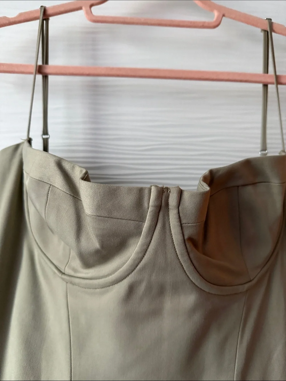 House of CB Women’s Fit-and-Flare Dress in Beige Sz L - Picture 5 of 12